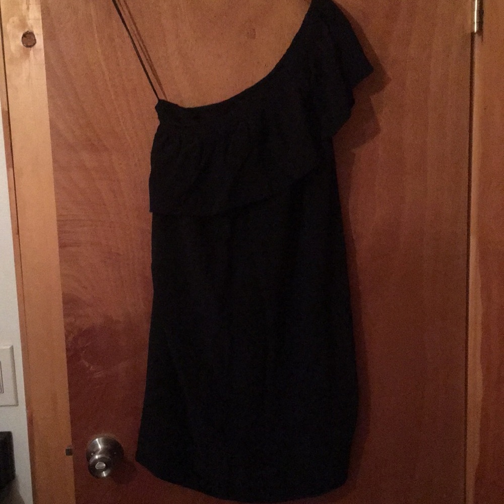 Black silk one shoulder Madewell ruffle dress